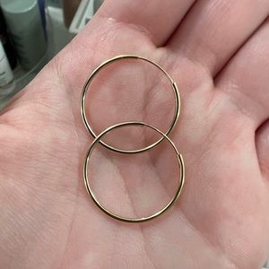 Mejuri Large 14k Leightweight Hoops
